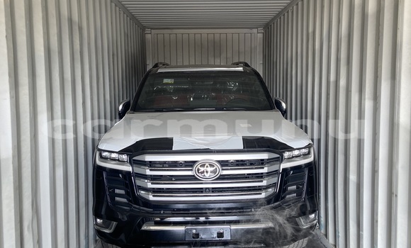 Acheter Neuf Voiture Toyota Land Cruiser Noir à Pointe–Noire, Région du Kouilou Acheter Neuf Voiture Toyota Land Cruiser Noir à Pointe–Noire, Région du Kouilou