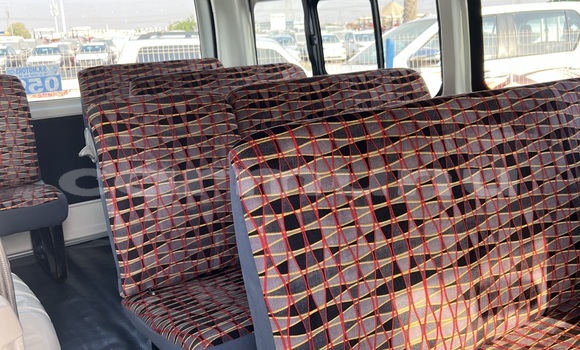 Acheter Occasion Voiture Toyota Hiace Blanc à Pointe–Noire, Région du Kouilou Acheter Occasion Voiture Toyota Hiace Blanc à Pointe–Noire, Région du Kouilou