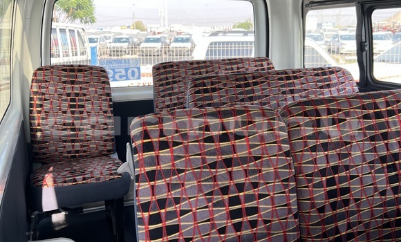 Acheter Occasion Voiture Toyota Hiace Blanc à Pointe–Noire, Région du Kouilou Acheter Occasion Voiture Toyota Hiace Blanc à Pointe–Noire, Région du Kouilou