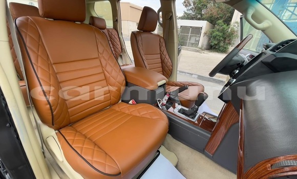 Acheter Occasion Voiture Toyota Prado Noir à Brazzaville, Commune de Brazzaville Acheter Occasion Voiture Toyota Prado Noir à Brazzaville, Commune de Brazzaville