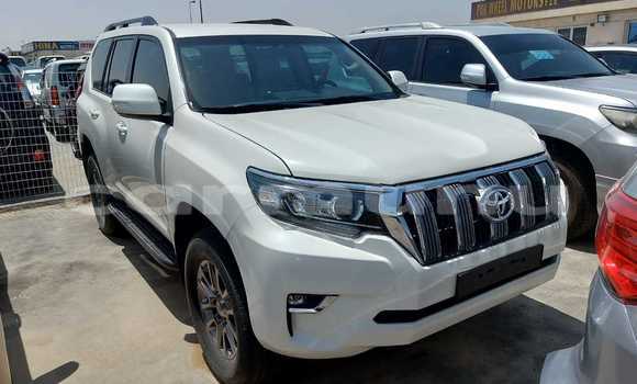 Buy Used Toyota Land Cruiser Prado White Car in Black Point in Kouilou region Buy Used Toyota Land Cruiser Prado White Car in Black Point in Kouilou region