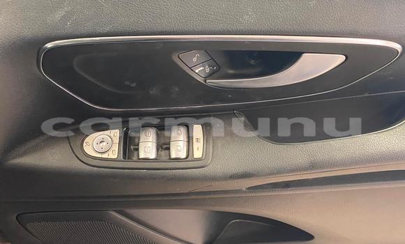 Acheter Occasion Voiture Mercedes-Benz Vito Noir à Brazzaville, Commune de Brazzaville Acheter Occasion Voiture Mercedes-Benz Vito Noir à Brazzaville, Commune de Brazzaville