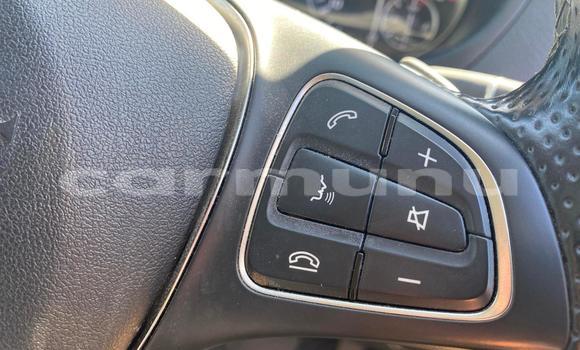 Acheter Occasion Voiture Mercedes-Benz Vito Noir à Brazzaville, Commune de Brazzaville Acheter Occasion Voiture Mercedes-Benz Vito Noir à Brazzaville, Commune de Brazzaville