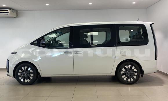 Acheter Occasion Voiture Hyundai Starex Blanc à Brazzaville, Commune de Brazzaville Acheter Occasion Voiture Hyundai Starex Blanc à Brazzaville, Commune de Brazzaville