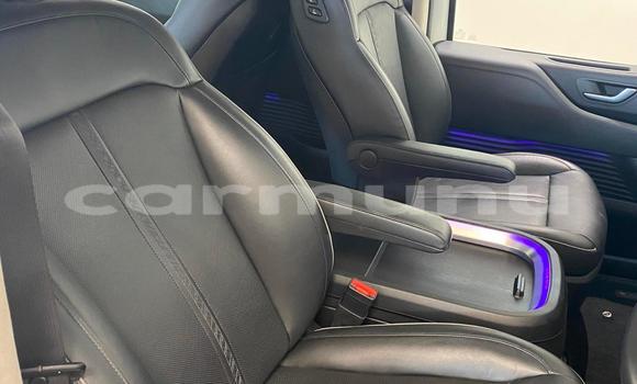 Acheter Occasion Voiture Hyundai Starex Blanc à Brazzaville, Commune de Brazzaville Acheter Occasion Voiture Hyundai Starex Blanc à Brazzaville, Commune de Brazzaville