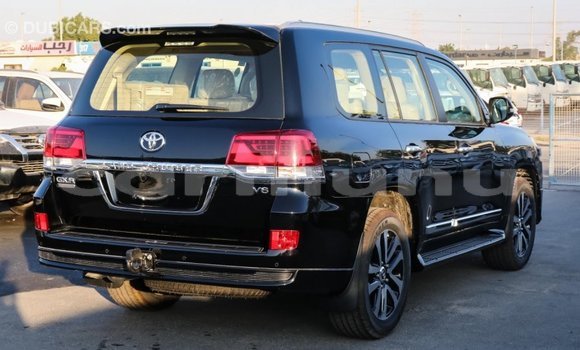 Buy Import Toyota Land Cruiser Black Car in Import - Dubai in Region of Bouenza Buy Import Toyota Land Cruiser Black Car in Import - Dubai in Region of Bouenza