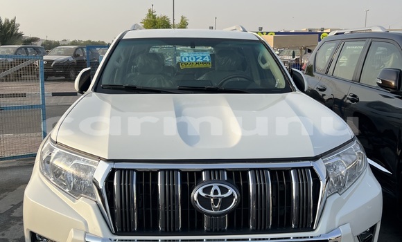 Acheter Occasion Voiture Toyota Prado Blanc à Brazzaville, Commune de Brazzaville Acheter Occasion Voiture Toyota Prado Blanc à Brazzaville, Commune de Brazzaville