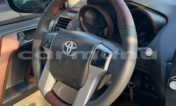 Acheter Occasion Voiture Toyota Prado Blanc à Brazzaville, Commune de Brazzaville Acheter Occasion Voiture Toyota Prado Blanc à Brazzaville, Commune de Brazzaville