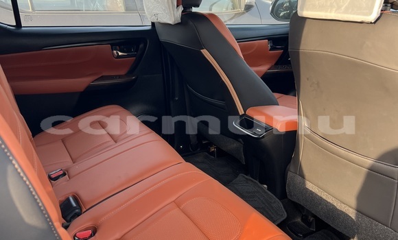 Acheter Occasion Voiture Toyota Fortuner Noir à Brazzaville, Commune de Brazzaville Acheter Occasion Voiture Toyota Fortuner Noir à Brazzaville, Commune de Brazzaville