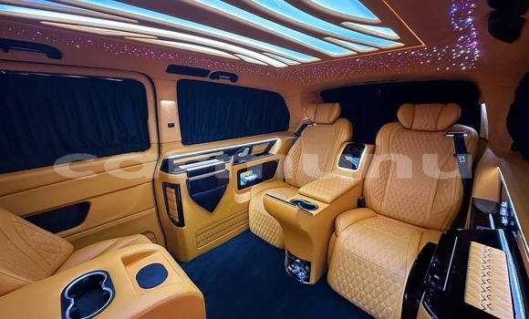 Acheter Neuf Voiture Mercedes Viano Noir à Brazzaville, Commune de Brazzaville Acheter Neuf Voiture Mercedes Viano Noir à Brazzaville, Commune de Brazzaville