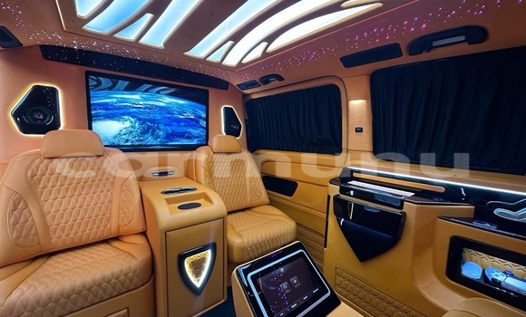 Acheter Neuf Voiture Mercedes Viano Noir à Brazzaville, Commune de Brazzaville Acheter Neuf Voiture Mercedes Viano Noir à Brazzaville, Commune de Brazzaville