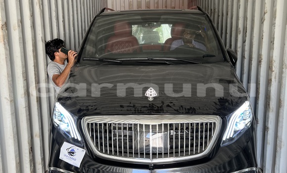 Acheter Neuf Voiture Mercedes Viano Noir à Brazzaville, Commune de Brazzaville Acheter Neuf Voiture Mercedes Viano Noir à Brazzaville, Commune de Brazzaville