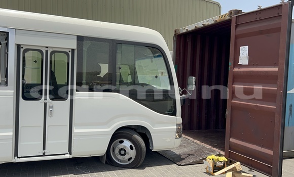 Acheter Neuf Voiture Toyota Coaster Blanc à Brazzaville, Commune de Brazzaville Acheter Neuf Voiture Toyota Coaster Blanc à Brazzaville, Commune de Brazzaville