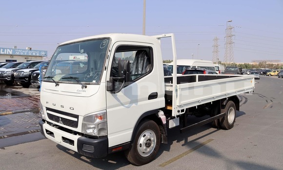 Buy New Mitsubishi L400 White Truck in Brazzaville in Municipality of Brazzaville Buy New Mitsubishi L400 White Truck in Brazzaville in Municipality of Brazzaville