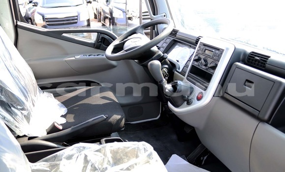 Acheter Neuf Utilitaire Mitsubishi L400 Blanc à Brazzaville, Commune de Brazzaville Acheter Neuf Utilitaire Mitsubishi L400 Blanc à Brazzaville, Commune de Brazzaville