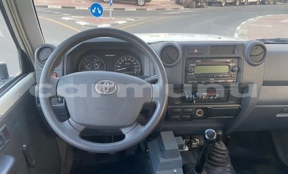 Buy Used Toyota Land Cruiser White Car in Brazzaville in Municipality of Brazzaville Buy Used Toyota Land Cruiser White Car in Brazzaville in Municipality of Brazzaville