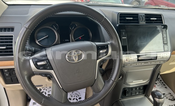 Acheter Occasion Voiture Toyota Prado Blanc à Brazzaville, Commune de Brazzaville Acheter Occasion Voiture Toyota Prado Blanc à Brazzaville, Commune de Brazzaville