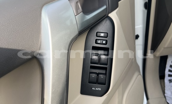 Acheter Occasion Voiture Toyota Prado Blanc à Brazzaville, Commune de Brazzaville Acheter Occasion Voiture Toyota Prado Blanc à Brazzaville, Commune de Brazzaville