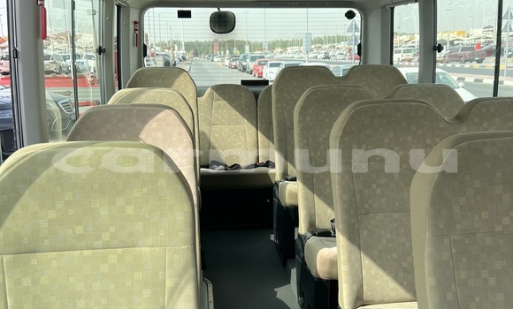 Acheter Occasion Voiture Toyota Coaster Blanc à Brazzaville, Commune de Brazzaville Acheter Occasion Voiture Toyota Coaster Blanc à Brazzaville, Commune de Brazzaville