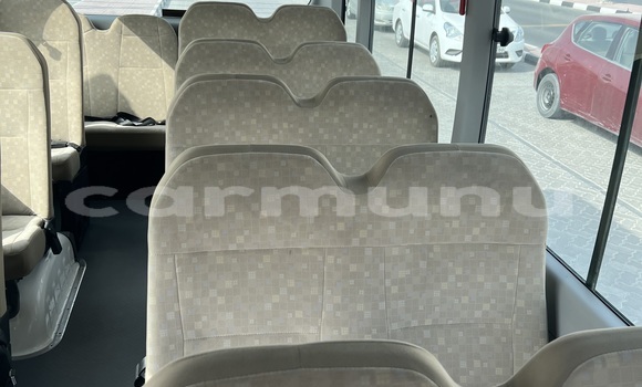 Acheter Occasion Voiture Toyota Coaster Blanc à Brazzaville, Commune de Brazzaville Acheter Occasion Voiture Toyota Coaster Blanc à Brazzaville, Commune de Brazzaville