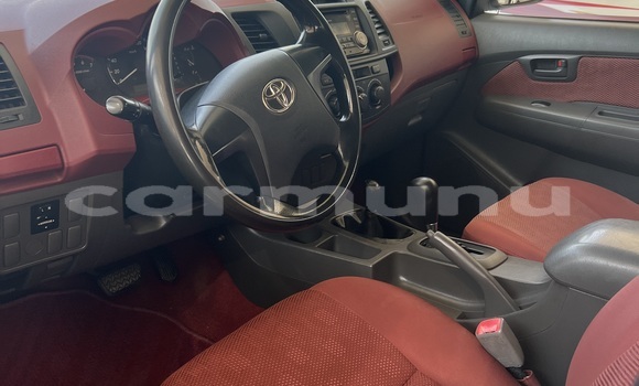 Acheter Occasion Voiture Toyota Hilux Blanc à Brazzaville, Commune de Brazzaville Acheter Occasion Voiture Toyota Hilux Blanc à Brazzaville, Commune de Brazzaville