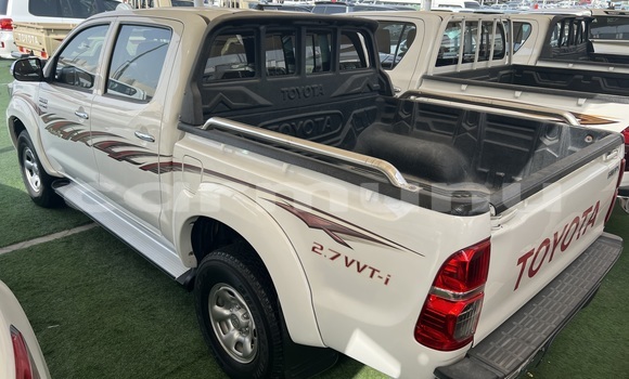 Acheter Occasion Voiture Toyota Hilux Blanc à Brazzaville, Commune de Brazzaville Acheter Occasion Voiture Toyota Hilux Blanc à Brazzaville, Commune de Brazzaville
