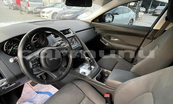 Acheter Occasion Voiture Jaguar E-Pace Gris à Brazzaville, Commune de Brazzaville Acheter Occasion Voiture Jaguar E-Pace Gris à Brazzaville, Commune de Brazzaville