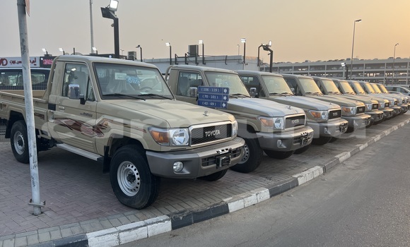 Acheter Neuf Voiture Toyota Land Cruiser Autre à Brazzaville, Commune de Brazzaville Acheter Neuf Voiture Toyota Land Cruiser Autre à Brazzaville, Commune de Brazzaville