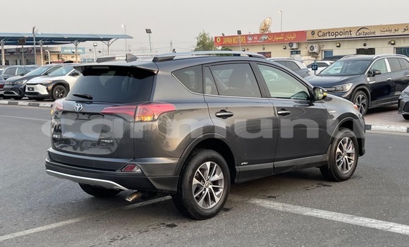Acheter Occasion Voiture Toyota RAV4 Gris à Brazzaville, Commune de Brazzaville Acheter Occasion Voiture Toyota RAV4 Gris à Brazzaville, Commune de Brazzaville