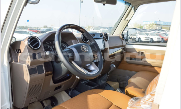 Acheter Neuf Voiture Toyota Land Cruiser Autre à Pointe–Noire, Région du Kouilou Acheter Neuf Voiture Toyota Land Cruiser Autre à Pointe–Noire, Région du Kouilou