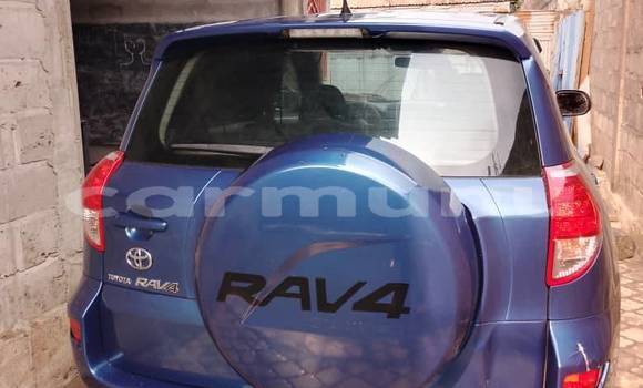 Acheter Occasion Voiture Toyota RAV4 Bleu à Brazzaville, Commune de Brazzaville Acheter Occasion Voiture Toyota RAV4 Bleu à Brazzaville, Commune de Brazzaville