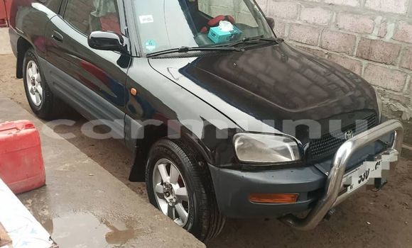 Acheter Occasion Voiture Toyota RAV4 Noir à Brazzaville, Commune de Brazzaville Acheter Occasion Voiture Toyota RAV4 Noir à Brazzaville, Commune de Brazzaville
