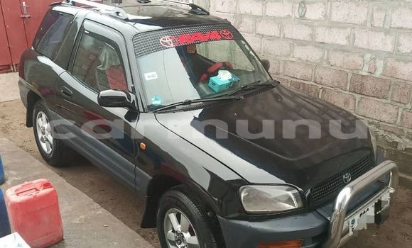 Acheter Occasion Voiture Toyota RAV4 Noir à Brazzaville, Commune de Brazzaville Acheter Occasion Voiture Toyota RAV4 Noir à Brazzaville, Commune de Brazzaville