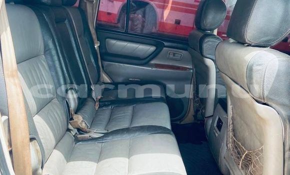 Acheter Occasion Voiture Toyota Land Cruiser Beige à Brazzaville, Commune de Brazzaville Acheter Occasion Voiture Toyota Land Cruiser Beige à Brazzaville, Commune de Brazzaville