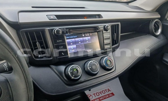 Acheter Occasion Voiture Toyota RAV4 Rouge à Brazzaville, Commune de Brazzaville Acheter Occasion Voiture Toyota RAV4 Rouge à Brazzaville, Commune de Brazzaville