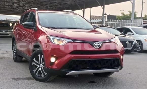 Acheter Occasion Voiture Toyota RAV4 Rouge à Brazzaville, Commune de Brazzaville Acheter Occasion Voiture Toyota RAV4 Rouge à Brazzaville, Commune de Brazzaville