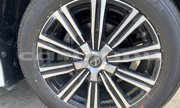 Acheter Occasion Voiture Lexus LX 570 Blanc à Pointe–Noire, Région du Kouilou Acheter Occasion Voiture Lexus LX 570 Blanc à Pointe–Noire, Région du Kouilou