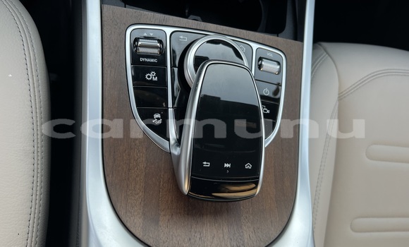 Buy Used Mercedes-Benz GLA-klasse White Car in Brazzaville in Municipality of Brazzaville Buy Used Mercedes-Benz GLA-klasse White Car in Brazzaville in Municipality of Brazzaville