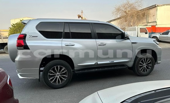 Acheter Occasion Voiture Toyota Prado Autre à Brazzaville, Commune de Brazzaville Acheter Occasion Voiture Toyota Prado Autre à Brazzaville, Commune de Brazzaville