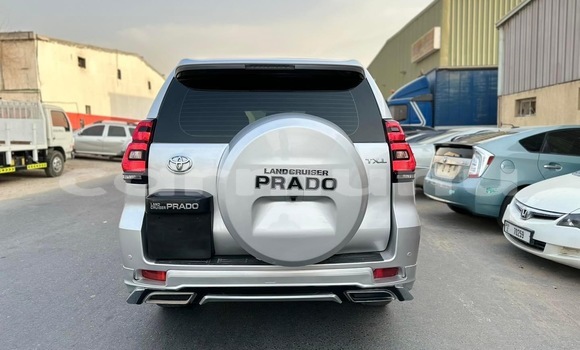 Acheter Occasion Voiture Toyota Prado Autre à Brazzaville, Commune de Brazzaville Acheter Occasion Voiture Toyota Prado Autre à Brazzaville, Commune de Brazzaville