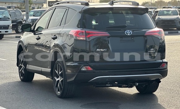 Acheter Occasion Voiture Toyota RAV4 Noir à Brazzaville, Commune de Brazzaville Acheter Occasion Voiture Toyota RAV4 Noir à Brazzaville, Commune de Brazzaville