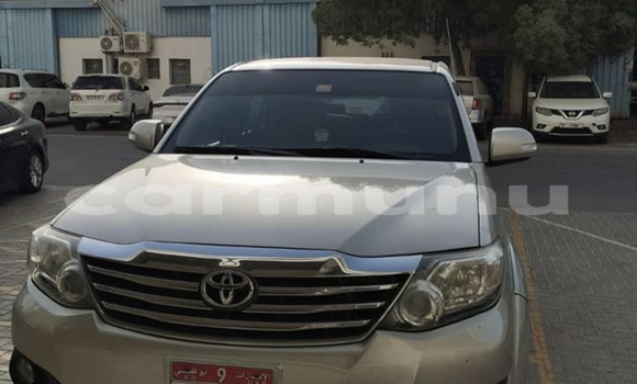 Acheter Occasion Voiture Toyota Fortuner Gris à Brazzaville, Commune de Brazzaville Acheter Occasion Voiture Toyota Fortuner Gris à Brazzaville, Commune de Brazzaville