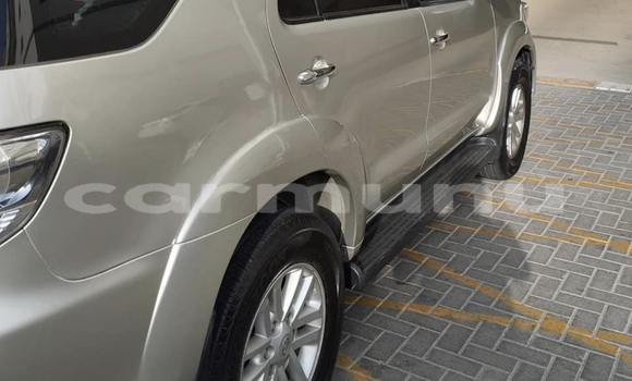 Acheter Occasion Voiture Toyota Fortuner Gris à Brazzaville, Commune de Brazzaville Acheter Occasion Voiture Toyota Fortuner Gris à Brazzaville, Commune de Brazzaville