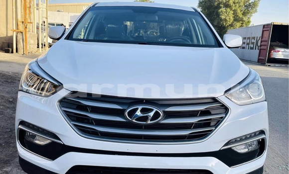 Buy Used Hyundai Santa Fe White Car in Black Point in Kouilou region Buy Used Hyundai Santa Fe White Car in Black Point in Kouilou region