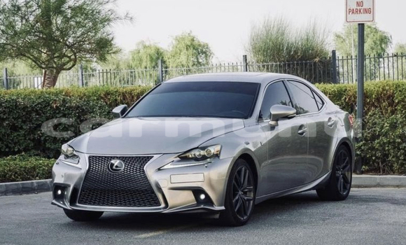 Acheter Occasion Voiture Lexus IS Gris à Pointe–Noire, Région du Kouilou Acheter Occasion Voiture Lexus IS Gris à Pointe–Noire, Région du Kouilou