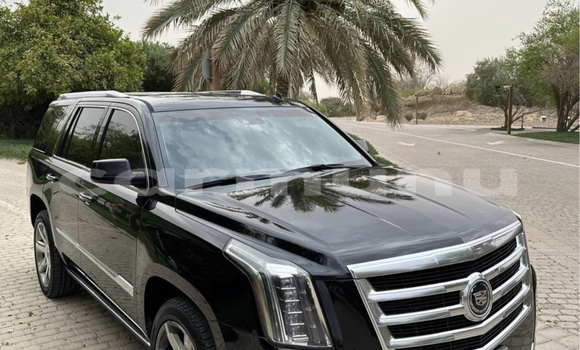 Acheter Occasion Voiture Cadillac Fleetwood Noir à Pointe–Noire, Région du Kouilou Acheter Occasion Voiture Cadillac Fleetwood Noir à Pointe–Noire, Région du Kouilou