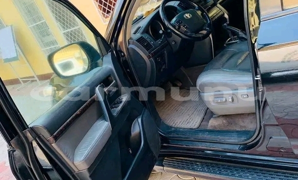 Acheter Occasion Voiture Toyota Land Cruiser Noir à Brazzaville, Commune de Brazzaville Acheter Occasion Voiture Toyota Land Cruiser Noir à Brazzaville, Commune de Brazzaville