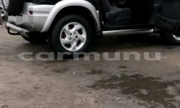 Acheter Occasion Voiture Toyota RAV4 Noir à Brazzaville, Commune de Brazzaville Acheter Occasion Voiture Toyota RAV4 Noir à Brazzaville, Commune de Brazzaville