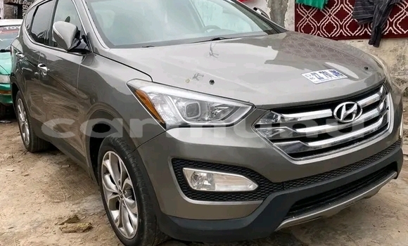 Acheter Occasion Voiture Hyundai Santa Fe Autre à Brazzaville, Commune de Brazzaville Acheter Occasion Voiture Hyundai Santa Fe Autre à Brazzaville, Commune de Brazzaville