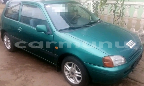 Buy Used Toyota Starlet Green Car in Black Point in Kouilou region Buy Used Toyota Starlet Green Car in Black Point in Kouilou region